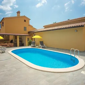 Ambrosiana Ferienhaus Vodnjan